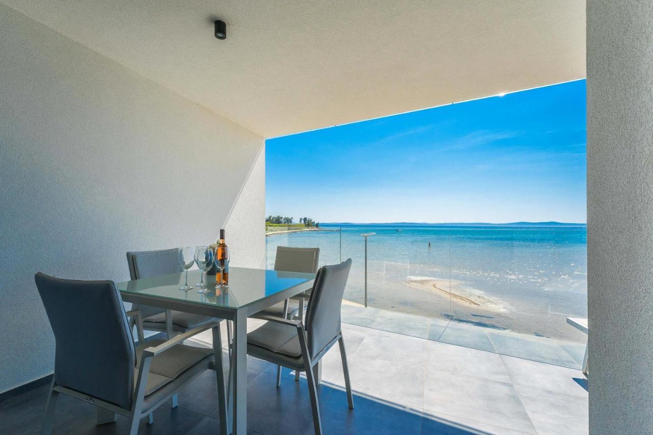Jamc Dream Familientraum Direkt Am Meer Mit Beheiztem Pool Privlaka  Exterior foto