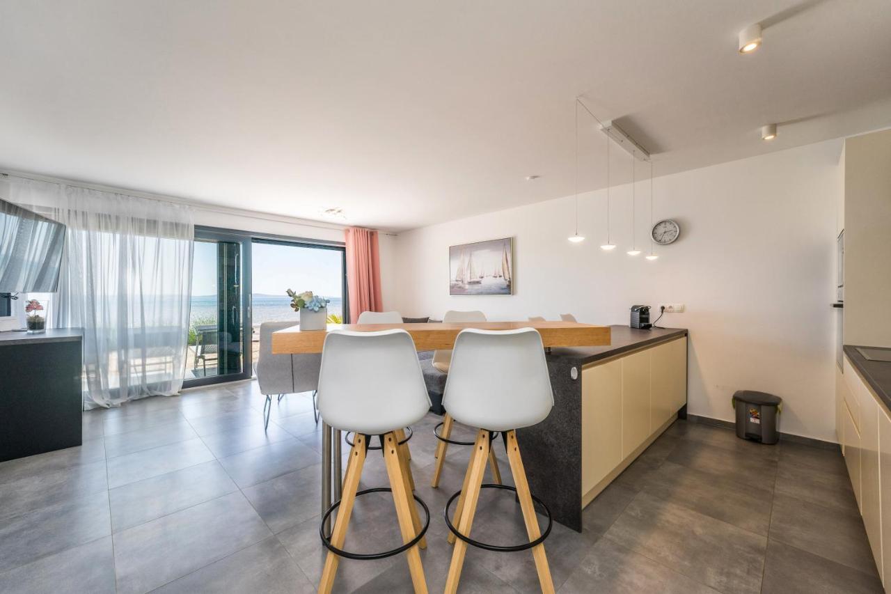 Jamc Dream Familientraum Direkt Am Meer Mit Beheiztem Pool Privlaka  Exterior foto