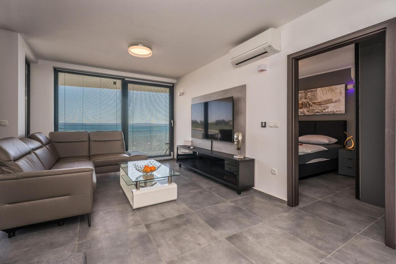 Jamc Dream Familientraum Direkt Am Meer Mit Beheiztem Pool Privlaka  Exterior foto